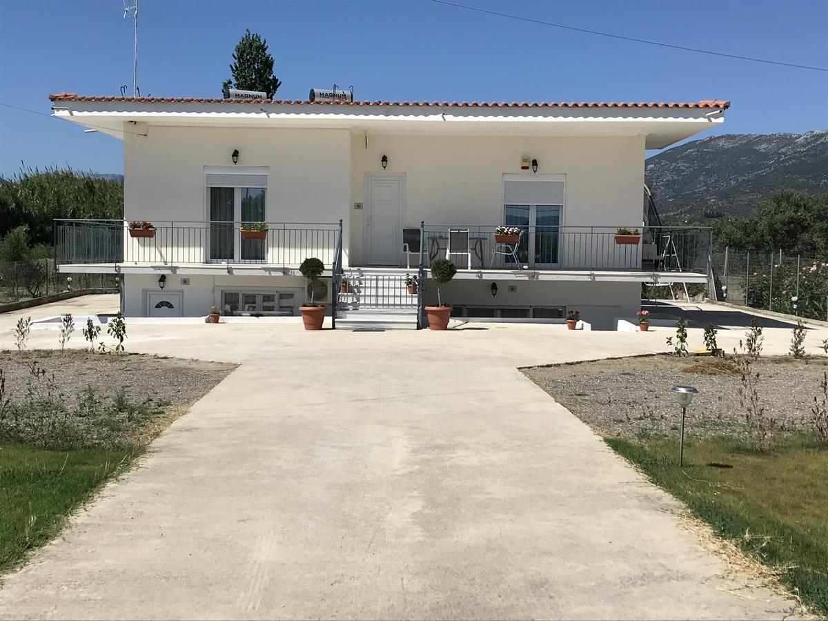 Villa Filoxenia Amárinthosz Kültér fotó